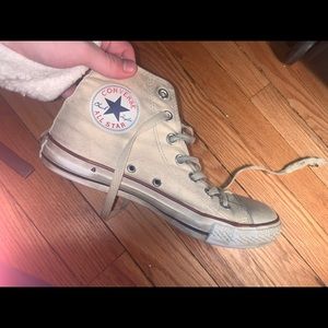 Used off-white/yellow high top converse